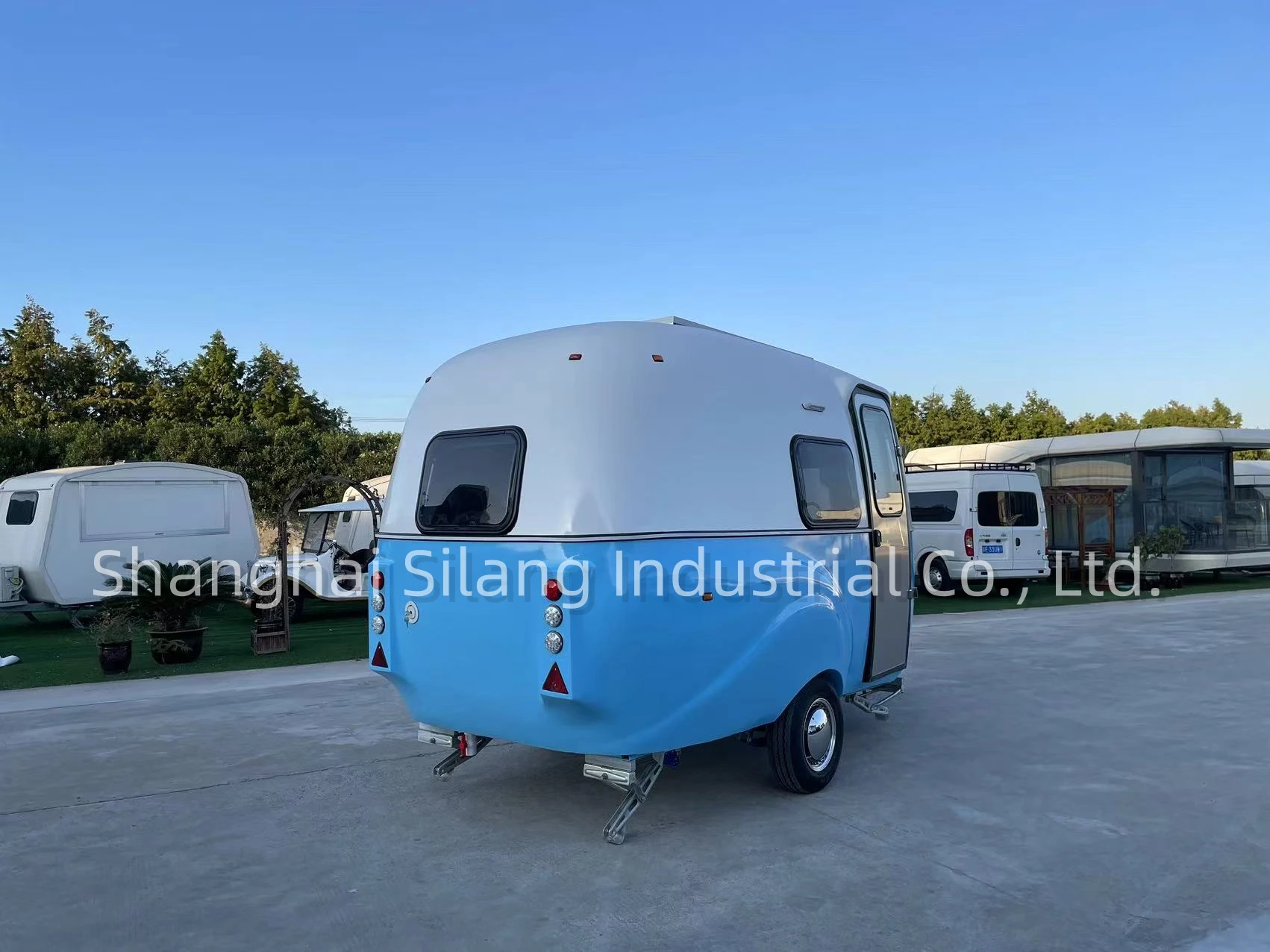 RV Caravan Camping Family Mini Popular Camper Van Motorhome Trailer supplier