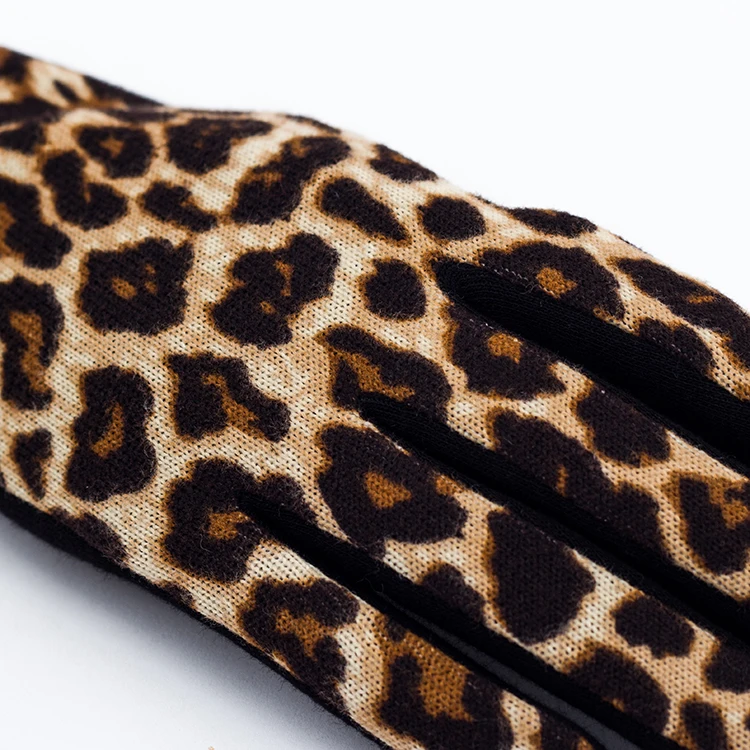 户外骑行手套豹纹成人时尚热仿兔毛和天鹅绒触摸屏手套