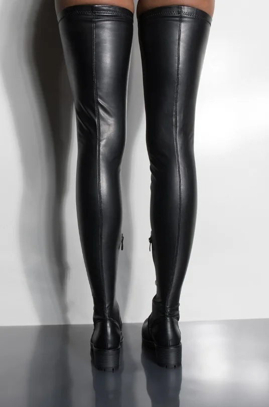 black knee high boots wide width