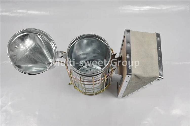 Bee Smoker S-1 (10).jpg