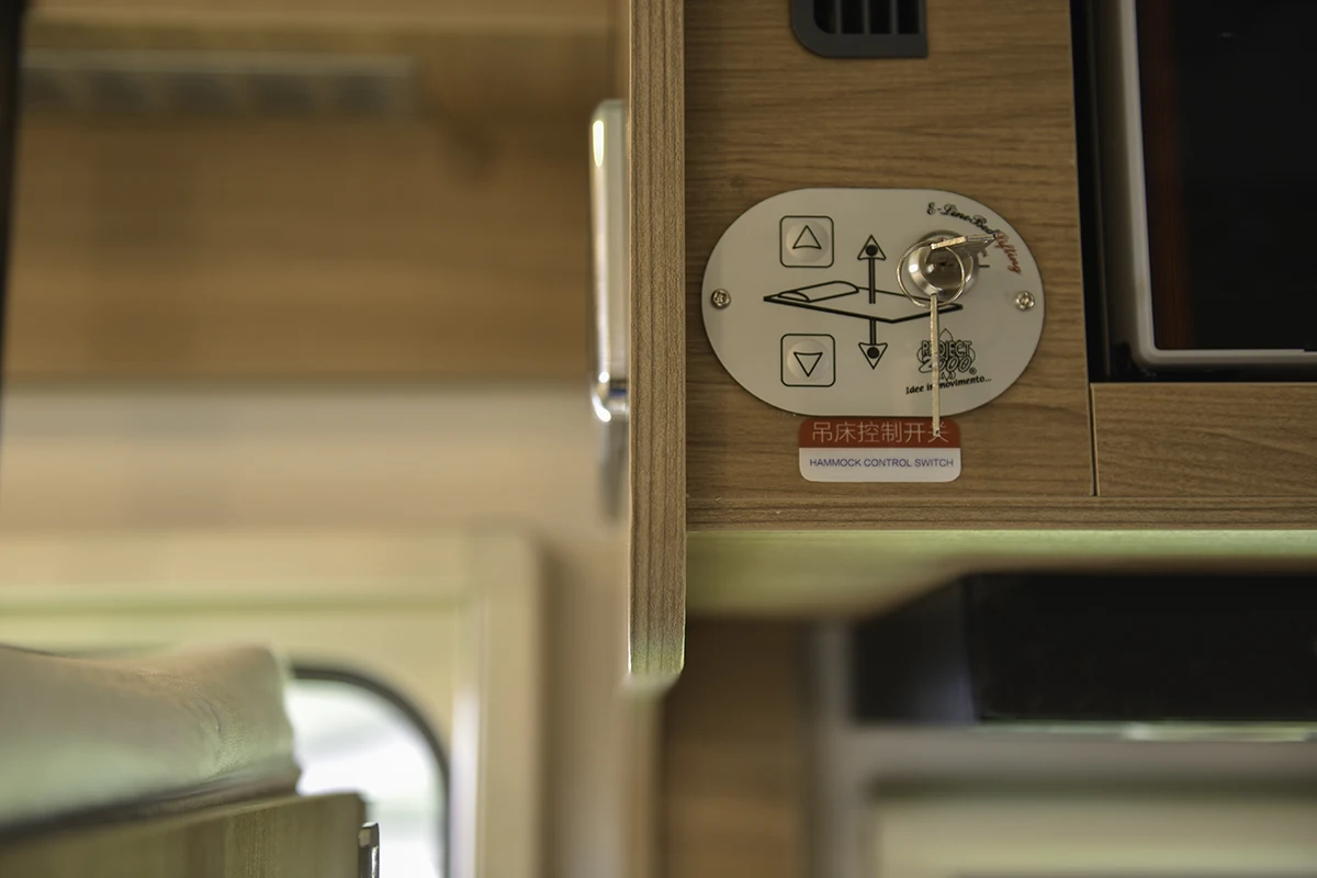 Motorhome Rv Part Accessories Recreational Vehicle Camping Car Rv Bed