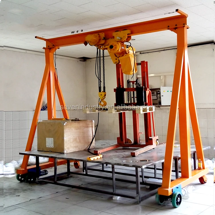 portable gantry crane (44)