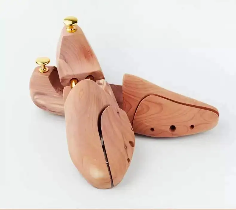 Wholesale Popular Adjustable Spring Shoe Tree And Twin Tube Cedar Wood