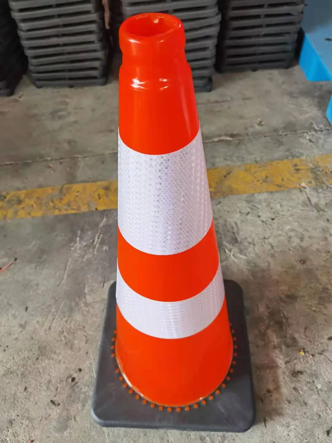 Traffic Safety Road Cones 36 Inch Orange Traffic Parking Cons With