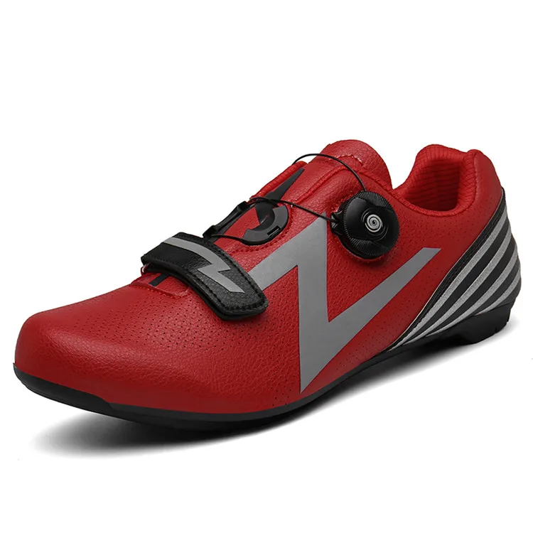 flat cycling shoes