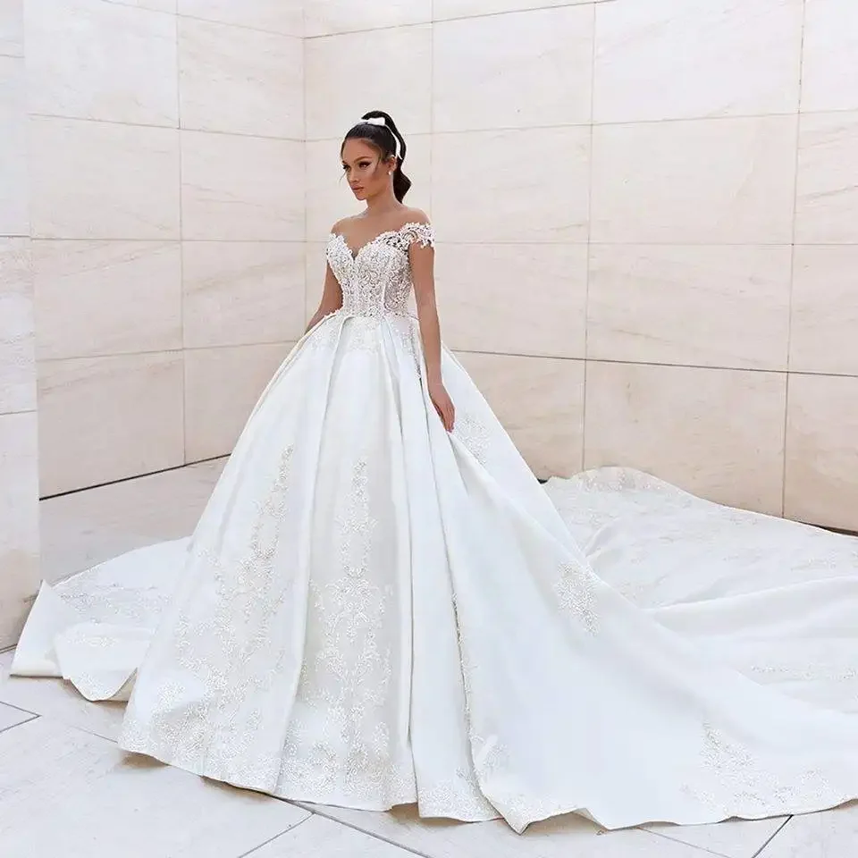 2023 New Elegant Embroidery Wedding Dress Luxury One-shoulder Lace ...