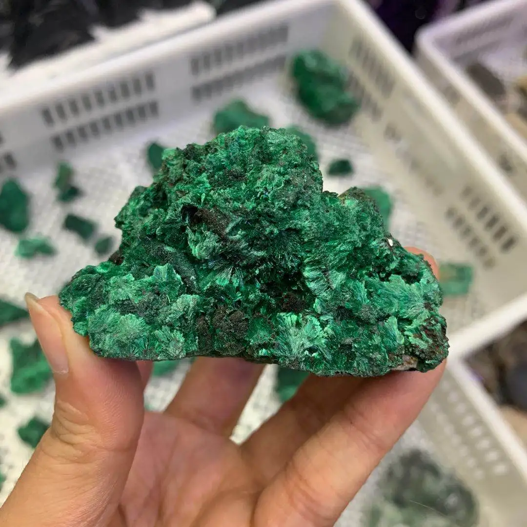 Wholesale natural green malachite rough raw cluster specimen fengshui healing folk crafts stone for home decoration