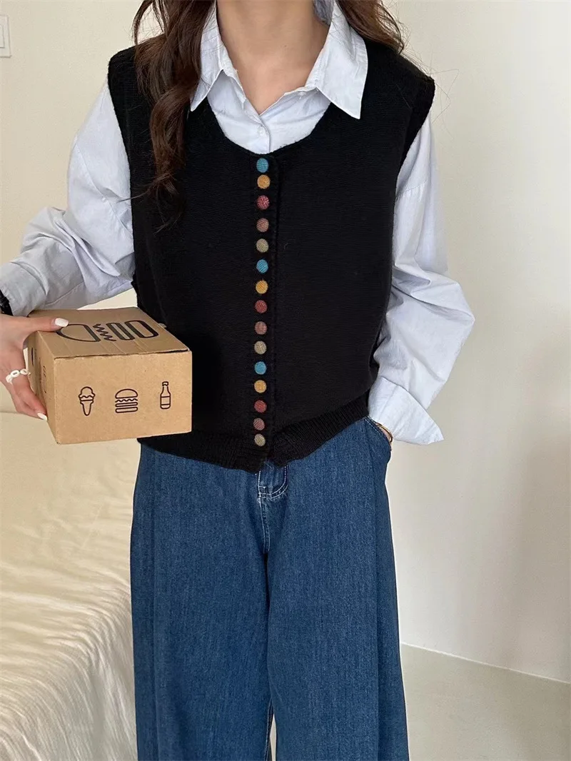Colorful Button Knitted Casual Eco-Friendly Vest for Women Artistic Retro Soft Neck Layered Cardigan Outerwear