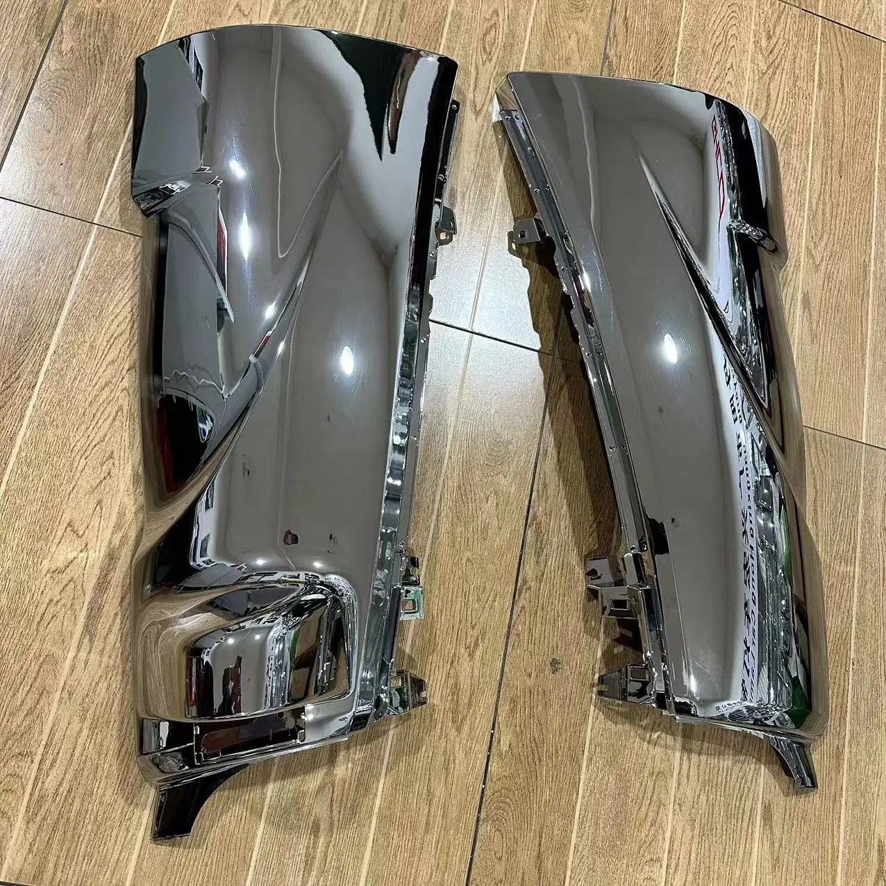 Chrome Corner Panel Replace for New HIN  500 Truck Body Spare Parts details