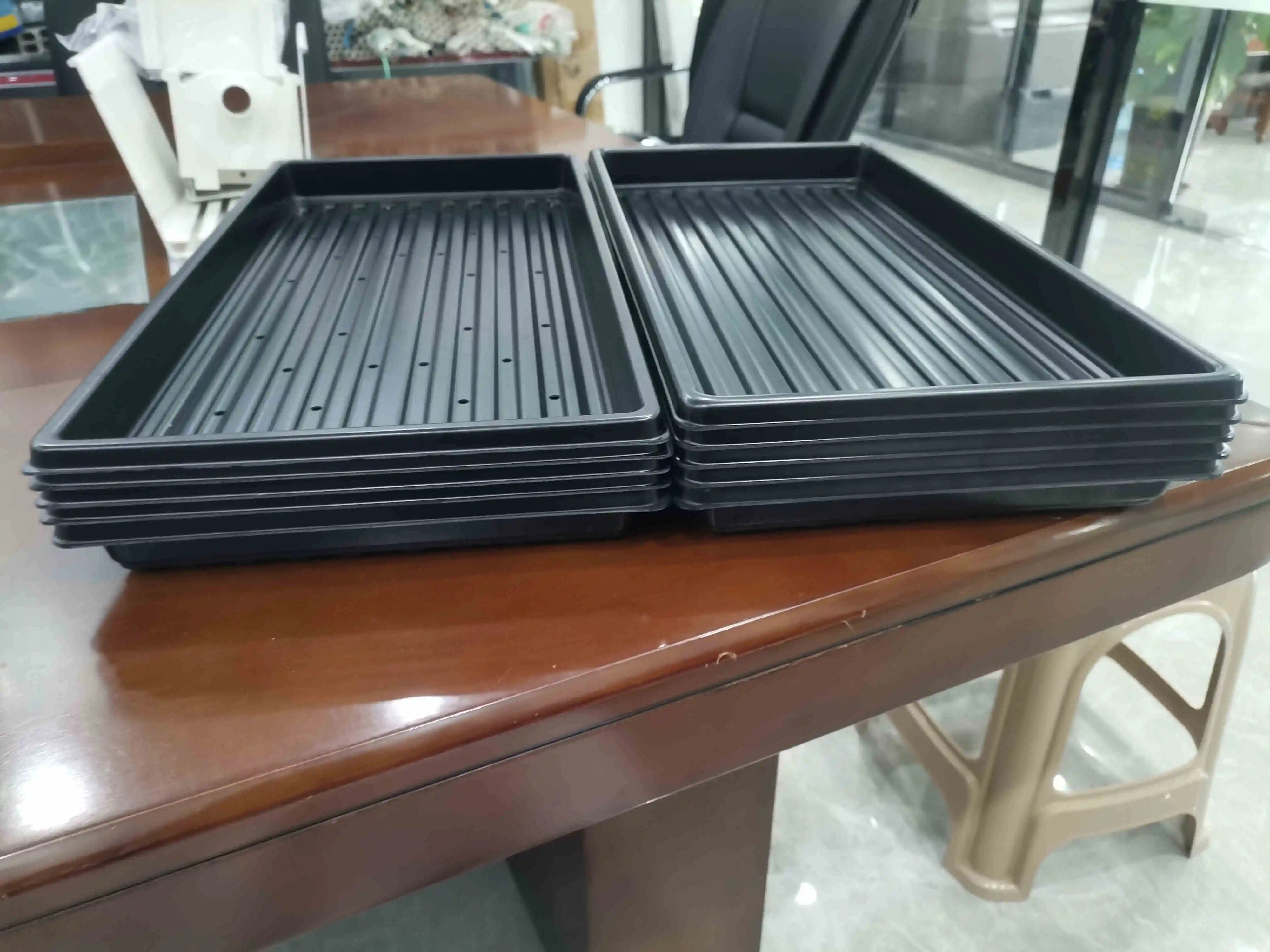 1020 Heavy Duty Plastic Wheatgrass Plant Seed Sprouting Trays
