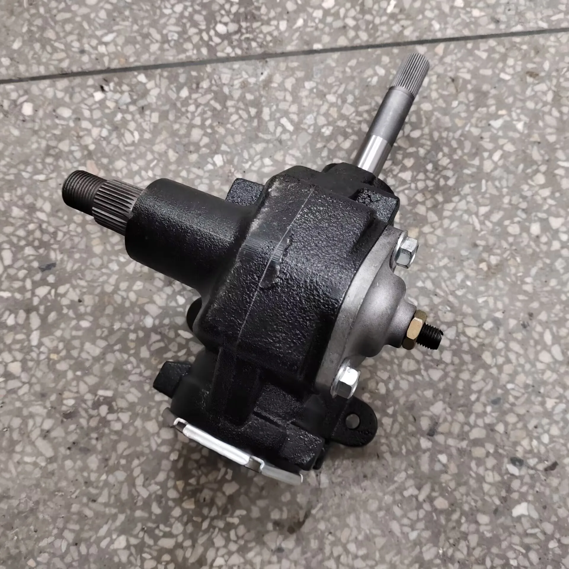 Manual Power Steering Gear Box 18270070101 18270070102 18270070103