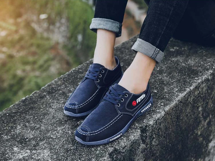 icy blue crocs