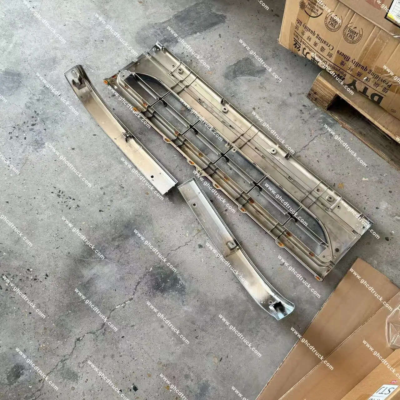 nissan plastic new-2