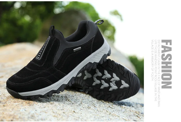 Outdoor Wearresistant Hiking Shoes Men's Nonslip Waterproof Travel Shoes Leisure Shoes Anti