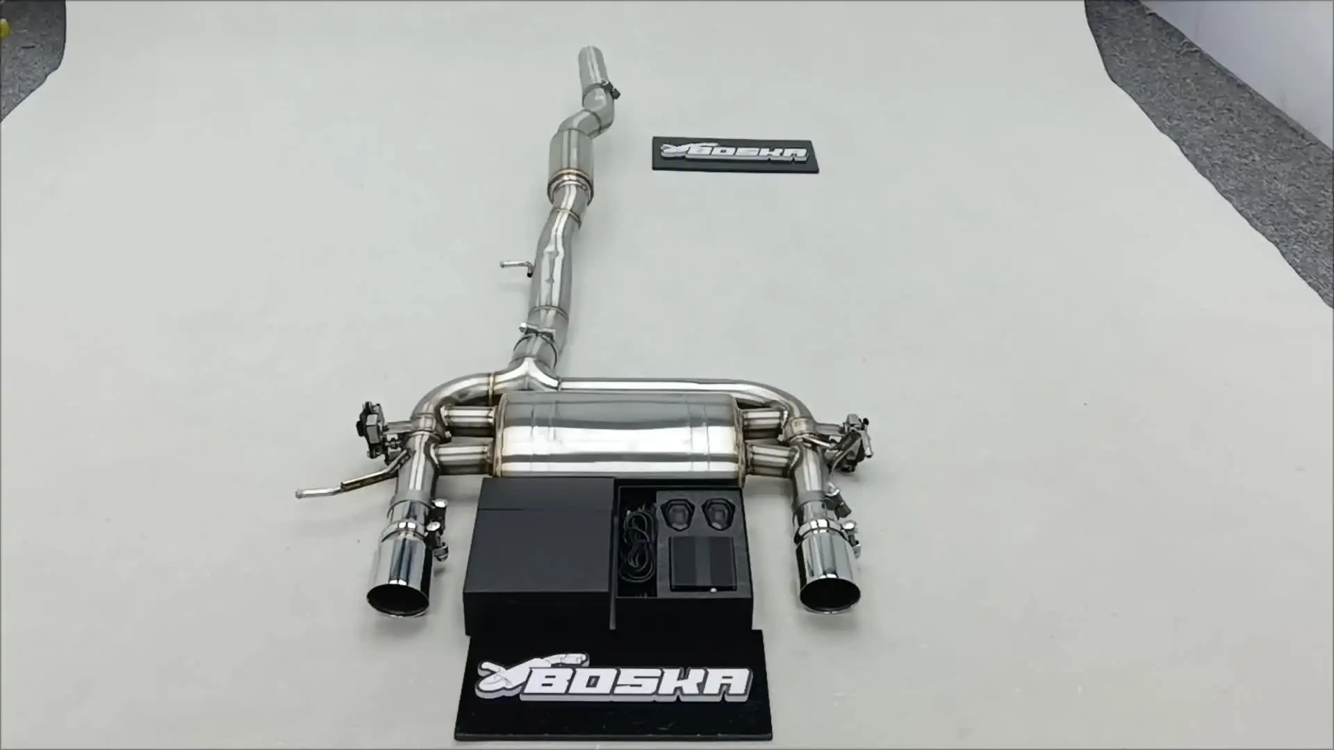 Audi TT MK1 Type 8N 1.8T用 ステンレス製キャットバックエキゾースト