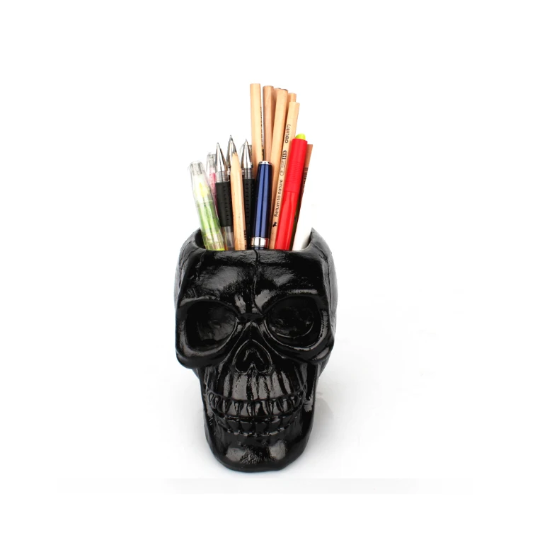 Resin Skull Pen Holder (1).jpg