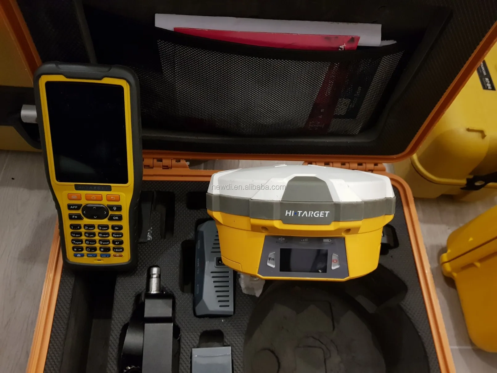 Hitarget V60 Professional Gps Receiver With Gps Glonss Bds Sbas