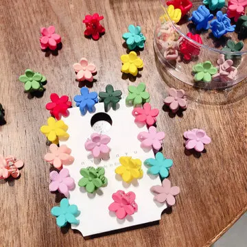 卸売色大きな花小さなサイズのミニプラスチック製ヘアクリップ髪の爪 Buy 小さなヘア爪クリップ 爪 ヘアクリップ髪爪 Product On Alibaba Com