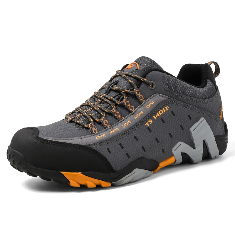 bata waterproof trekking shoes