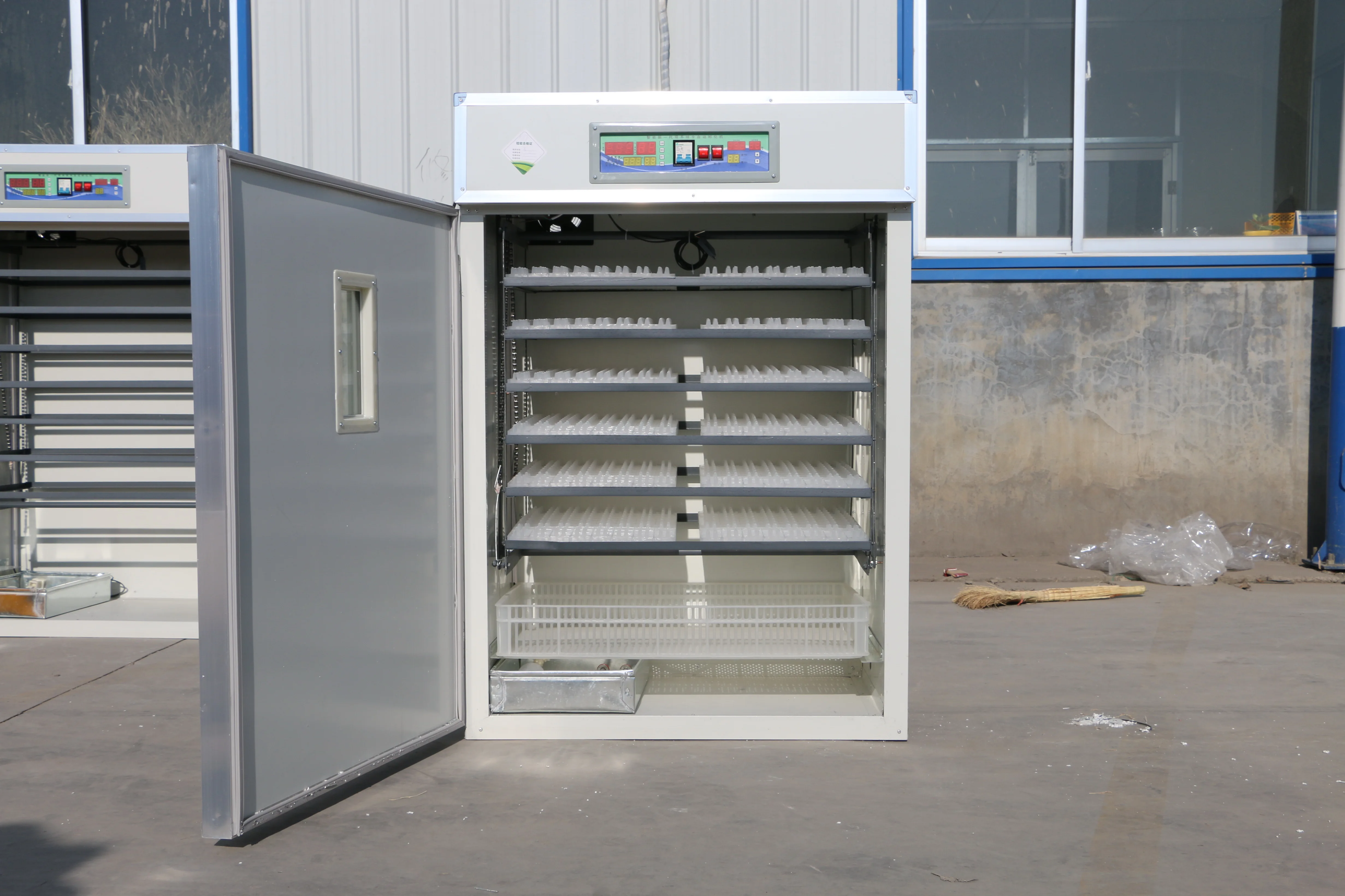 инкубатор ово от производителя. инкубатор на 1000 яиц. инкубатор для яиц ово 78. инкубатор ово 78. инкубатор ово 78.