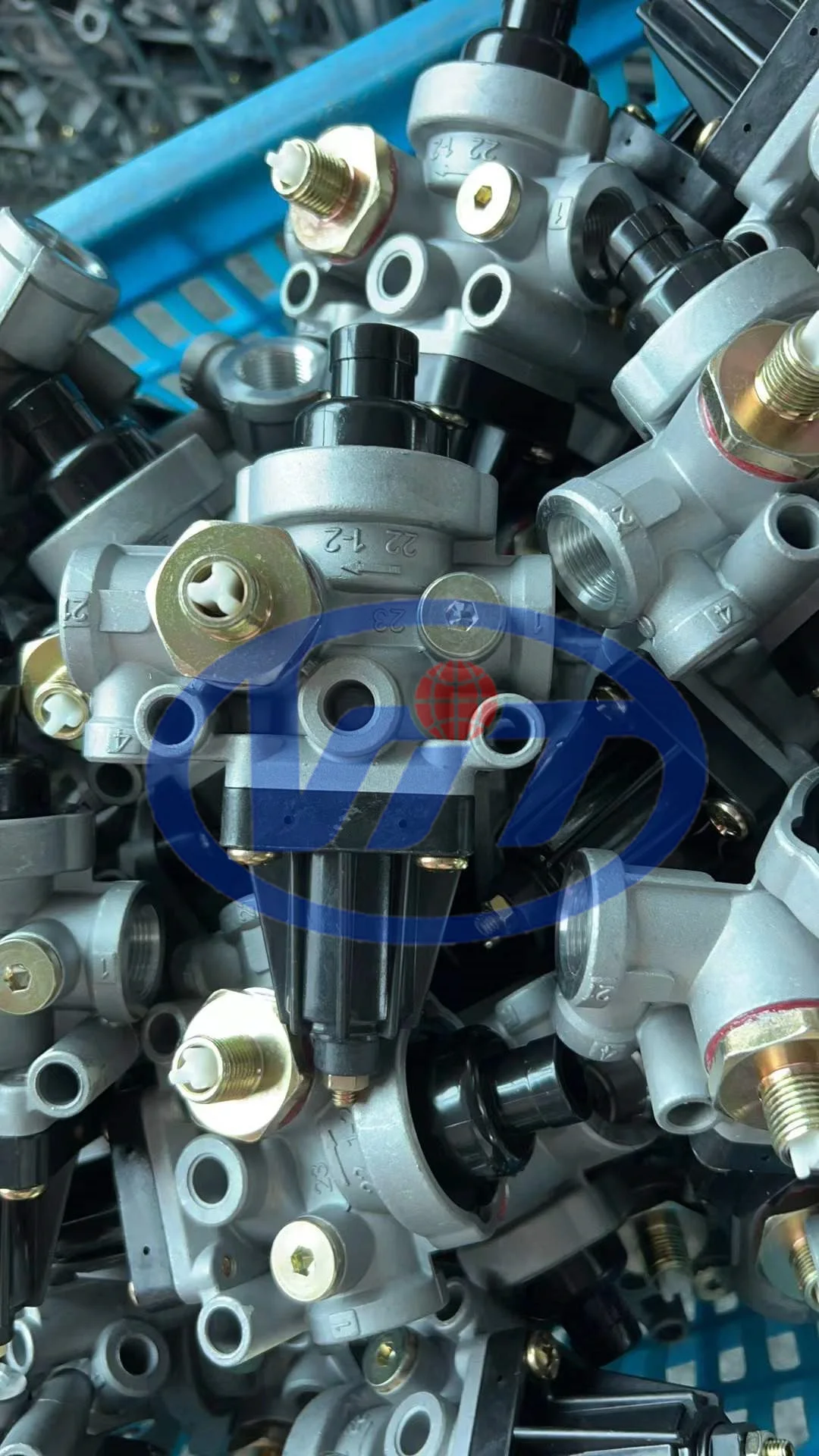 VIT Truck Spare Parts Pressure Limiting Valve WBC 4750103330 FOR MN 81521016295 supplier