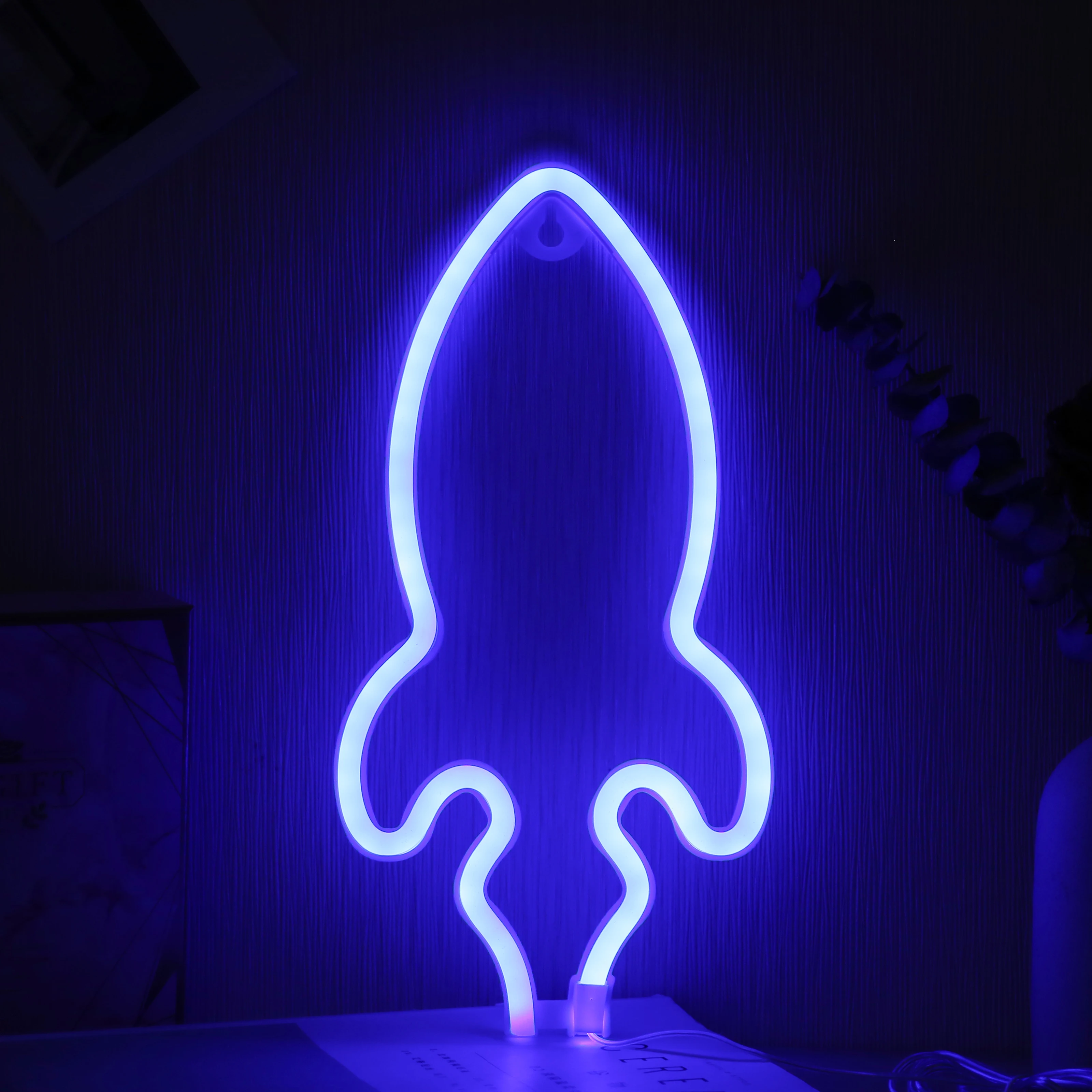 2020 new style Battery operated or USB wire custom rocket shape bedroom neon light home decor led lights for kids led night lamp