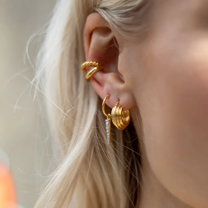 法国复古垂直螺纹圈金属首饰同风格镀金黄铜抱圈耳环