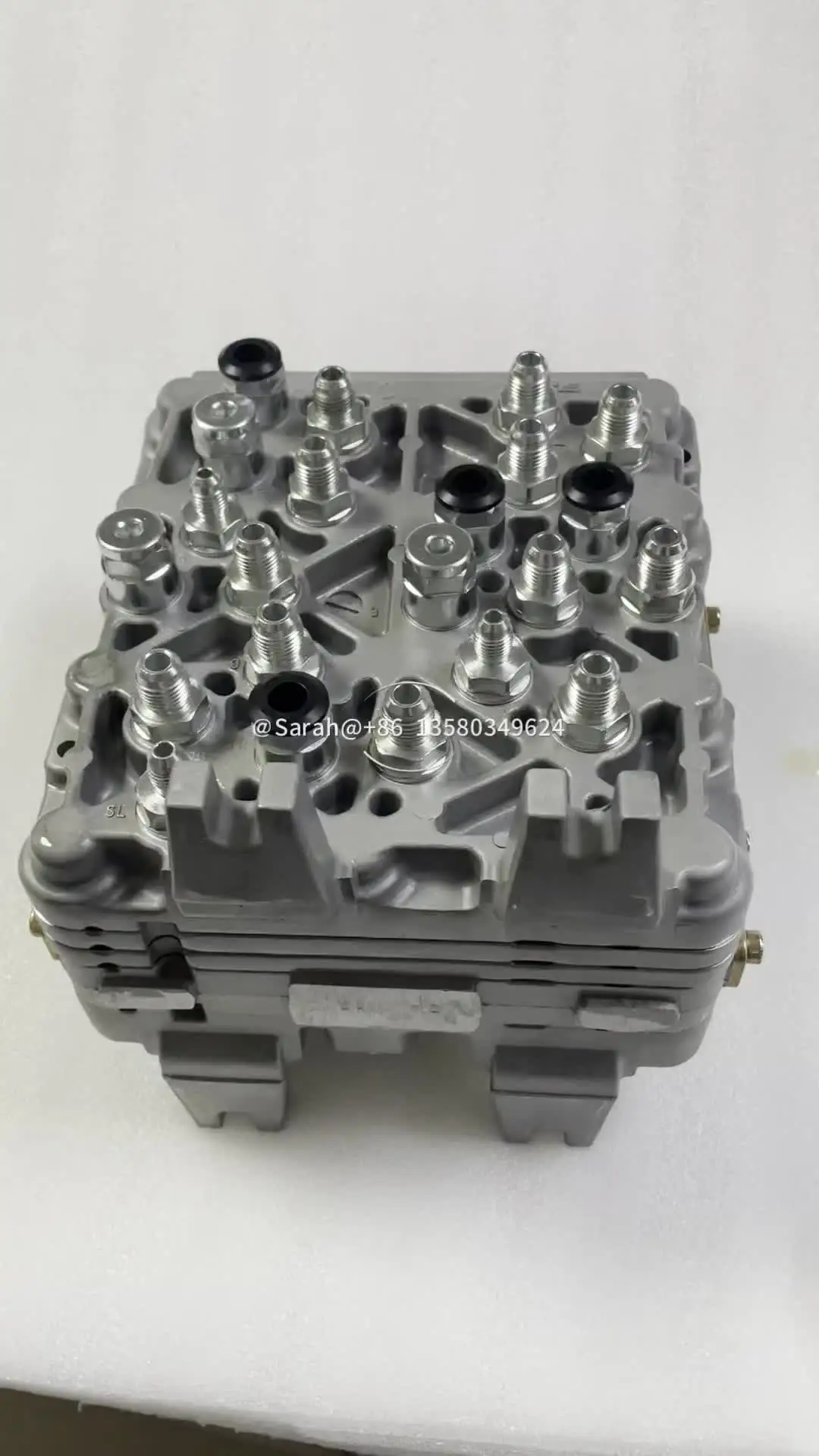 Shuttle Valve 4718276 YA00000543 Compatible with ZX470-5G ZX470