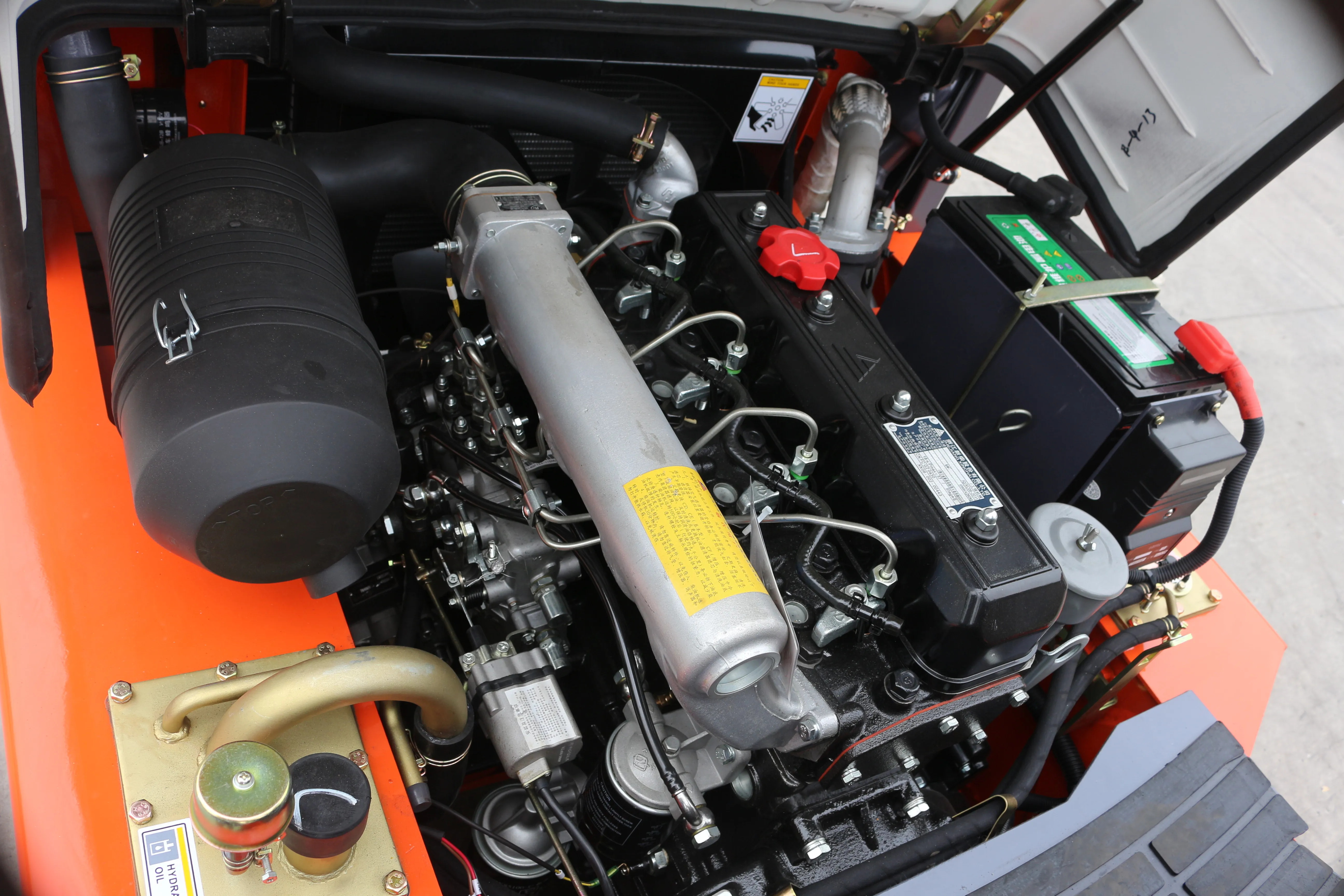 5 吨叉车气体与日本日产发动机, 三菱叉车尺寸 2576*2070*1170