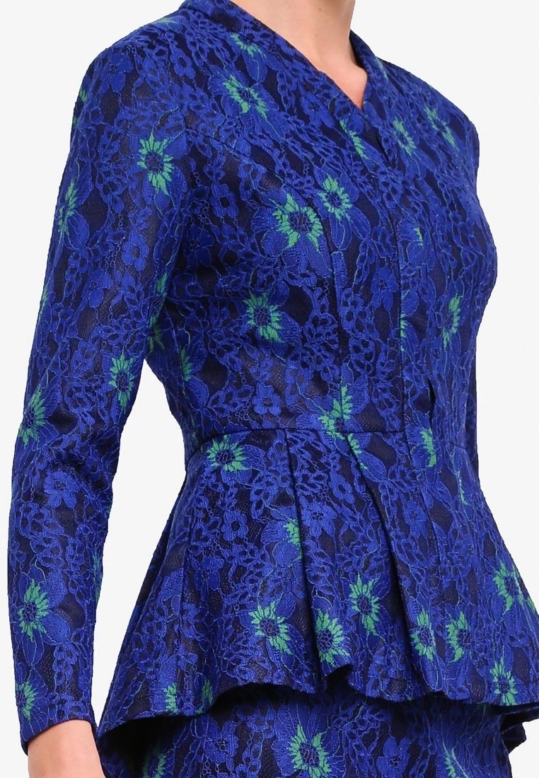 最新设计马来西亚风格女装蕾丝 kebaya 热卖