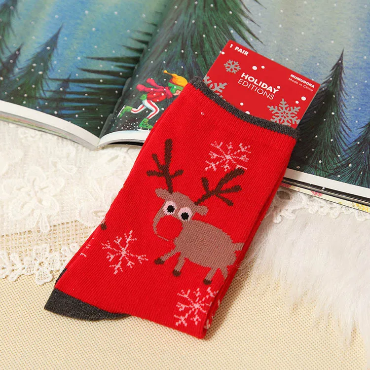 Wholesale Hot Sale Cotton Women Christmas Socks Cheap Cute New Year Red Socks