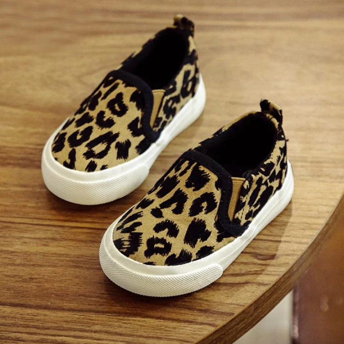 Skeblo Boy's Girl's Leopard Print Canvas Sneakers Casual Slip On Loafers Kids Flat Shoes 