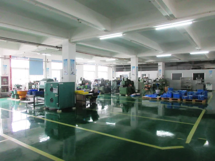 XMCERA metalized ceramic in high vacuum