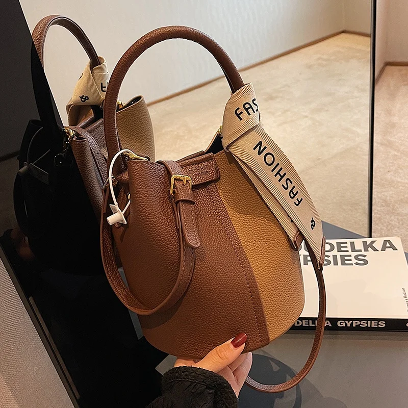 Hot Sale Bucket Bags 2024 Woman s Popular Small Bucket Hand Bags Females Fashion Scarf Purses For Lady
