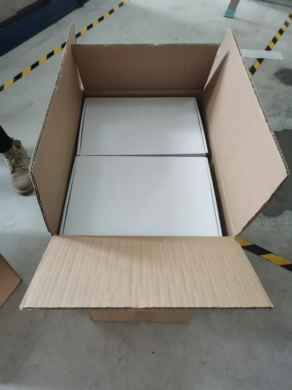 package-img