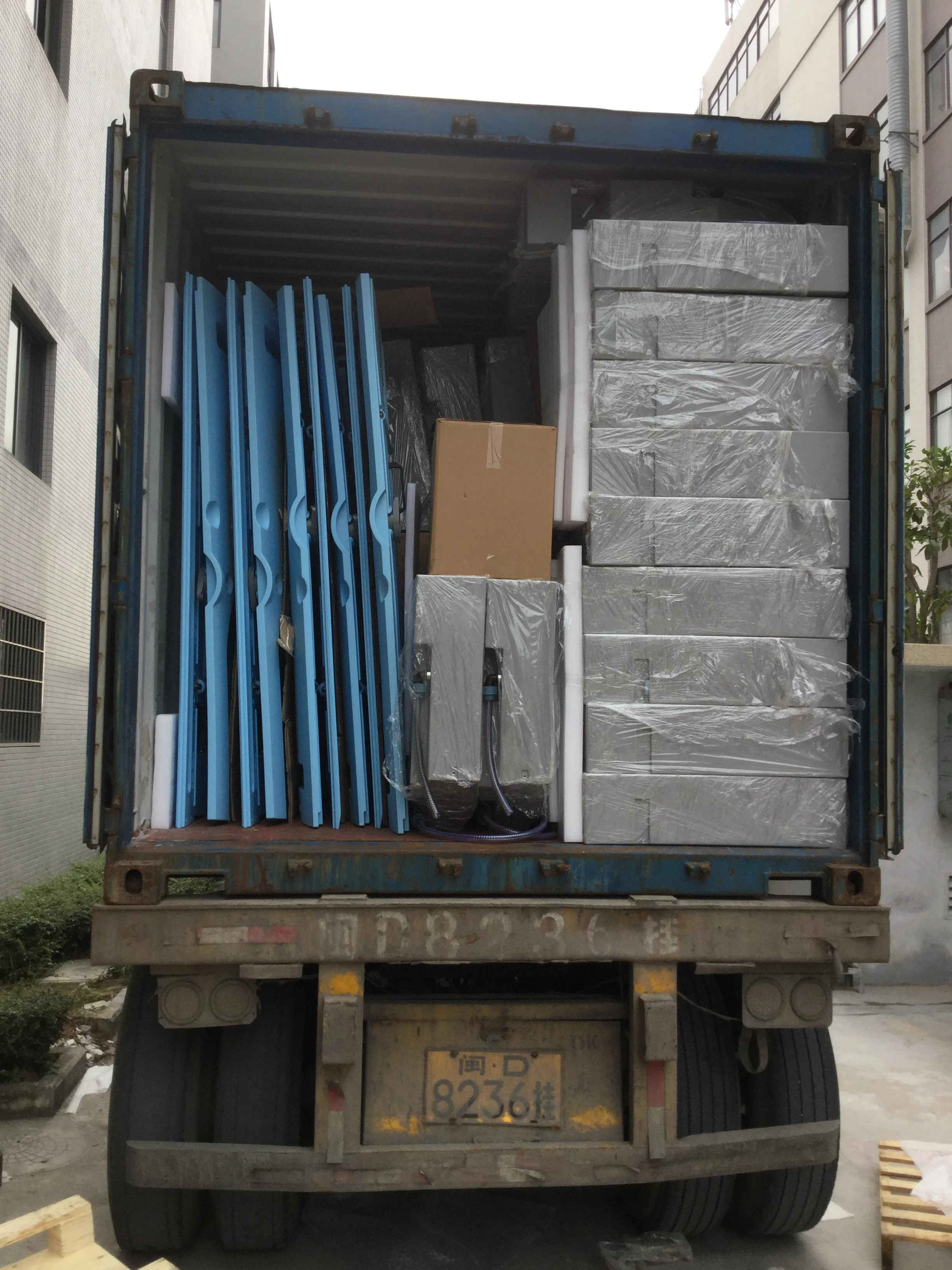 20ft unassembled packing.JPG