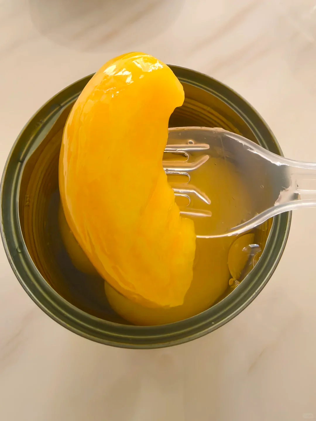 Top Quality Sweet Healthy Fruit With OEM Brand Canned Yellow Peach Halves/Slices Canned Fruit