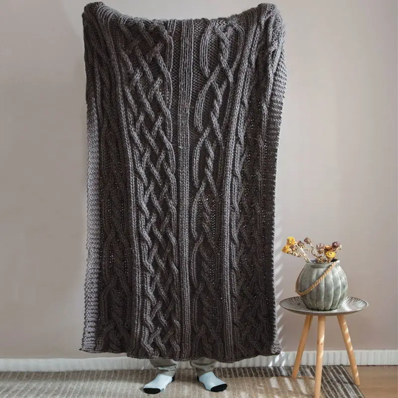 NES high quality Baby Picnic Weight Crochet Handmade White Black Soft Acrylic Tube Yarn Thick Chunky Knit Giant Throw Blanket details