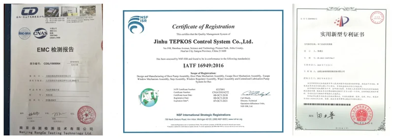 sliding plug door mechanism