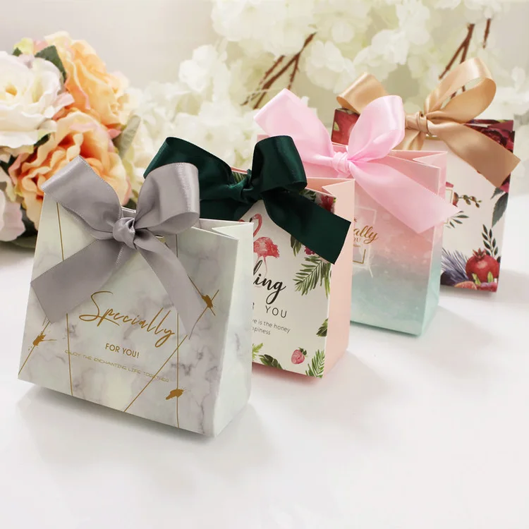 30 Pcs Boîte de Bonbons Coffrets Cadeaux en Papier Faveurs de fête de Mariage Ruban Cadeaux significatifs Boîte de Bonbons de Mariage Or Asixx Boîte de Bonbons Cadeau 