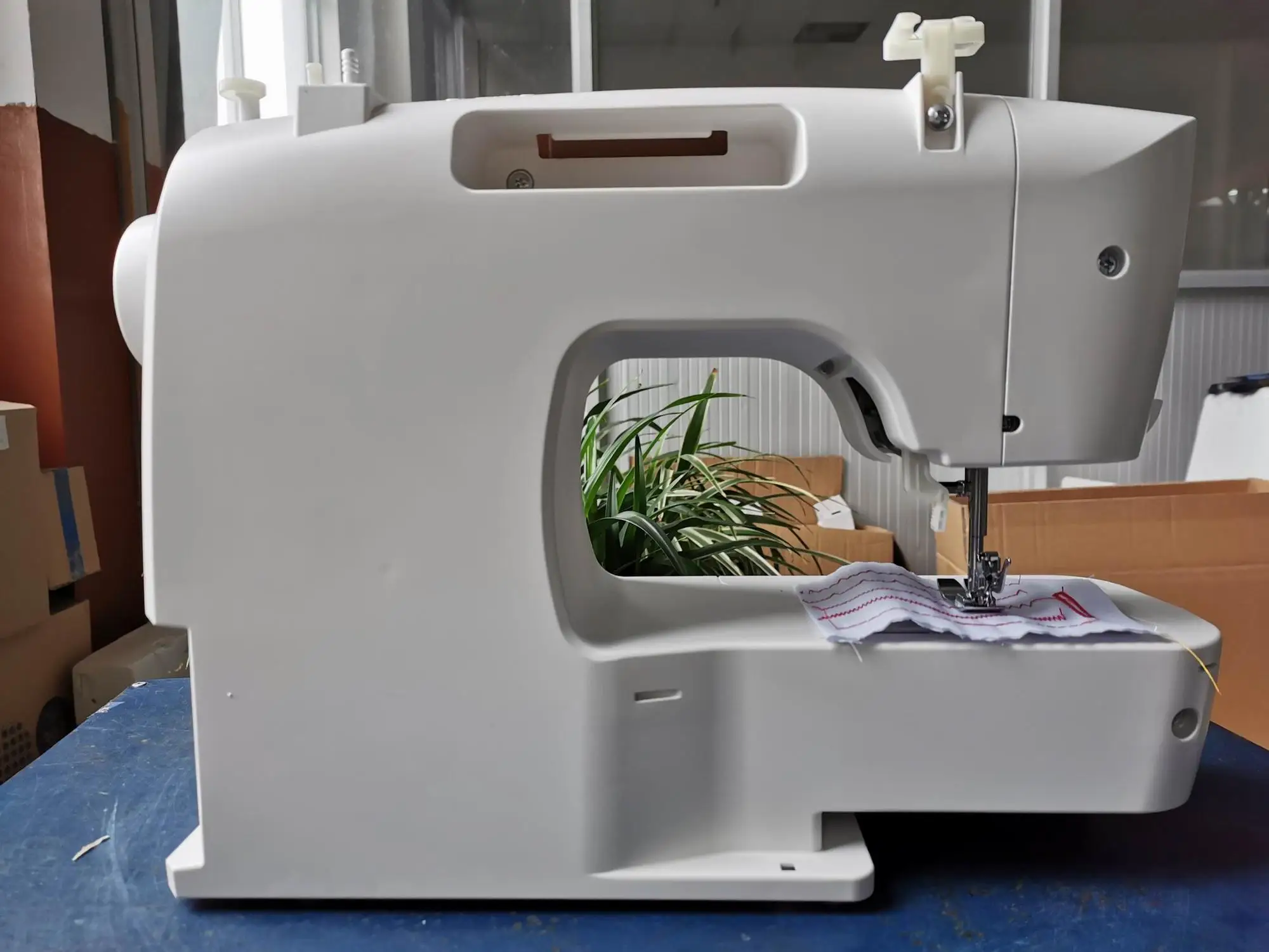 101 Domestic Sewing Machine, View household Sewing machine, BEAUTIFUL