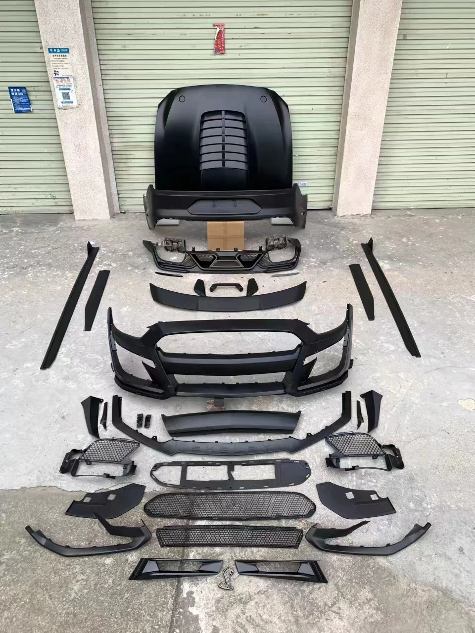 Kit Carrosserie Pour Mustang Gt500 Pare chocs Avant Calandre Diffuseur 