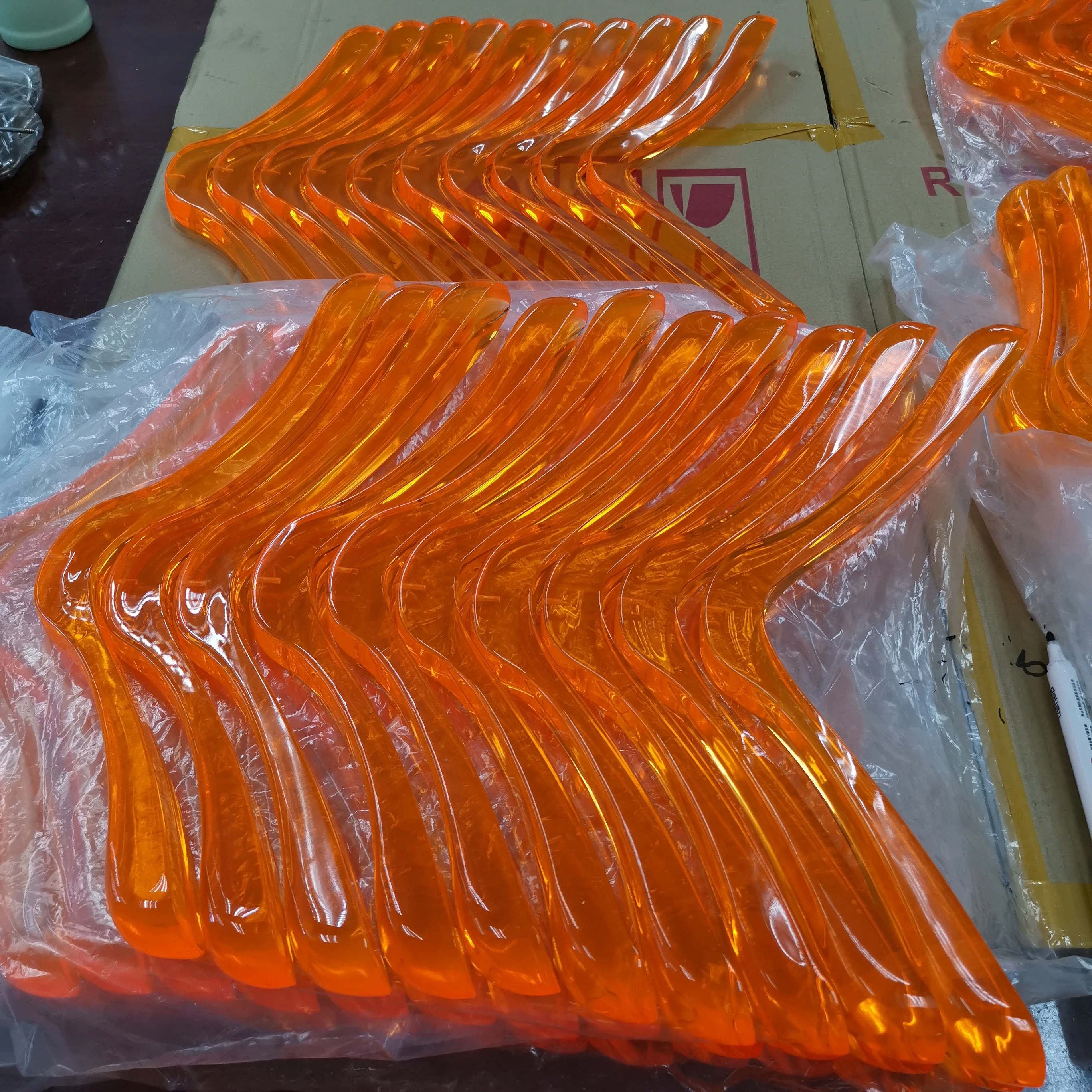 Factory Custom Clear Pmma Coat Hanger Acrylic Clothes Hanger Buy Short Clothes Hangers,Clear