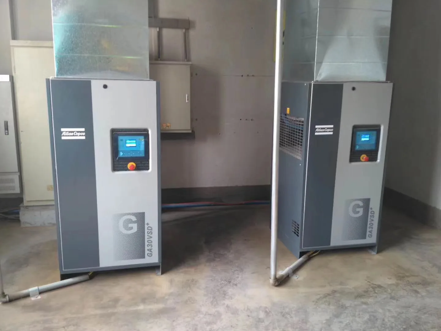 立式空气压缩机atlas copco无油ga 22 vsd   22kw