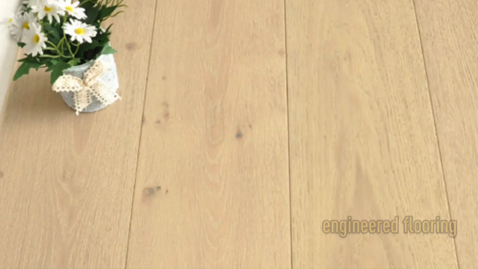 Smooth Surface Light Color Oak Hardwood Flooring Buy Hardwood