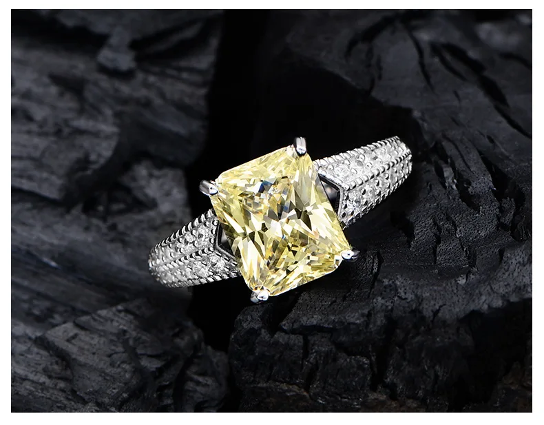 5.6 Karat Lab Diamond Ring Classic 8*10 Ice Flower Cut 925 Silver Ring with Classic Style