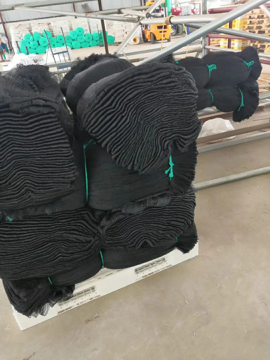 制造商供应商批发鸟网塑料鸟网 hdpe 鸟网鸟类防鸟网