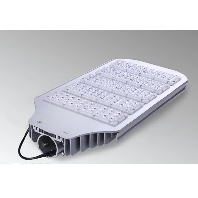 China Manufactory lamparas solares led street light lampadaire solaire ip67 quick delivery