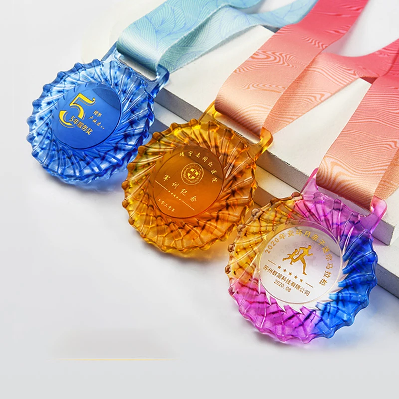 High Grade New Crystal Medal Ribbon Logo Engraved Gold Marathon Soccer Basketball  Sports Medals Souvenir Gifts manufacture