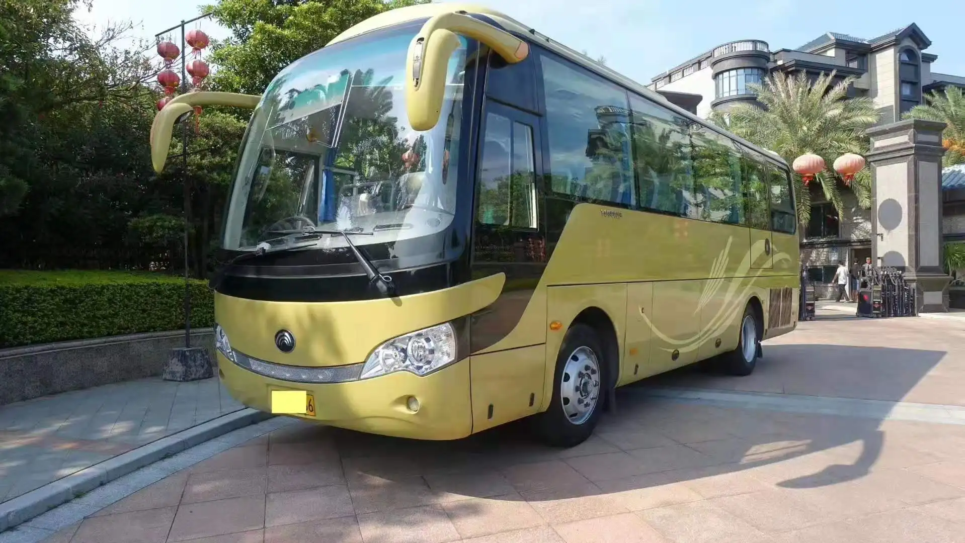 2015 Yutong Luxury 39 Seats Used Second Hand Diesel Fuel Tourist Coach Bus